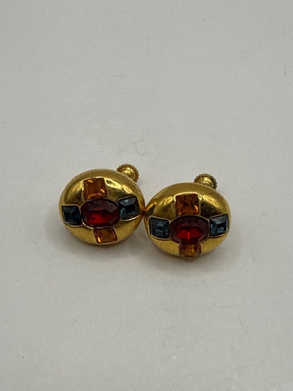Vtg Napier Multi Color Rhinestone Gold Tone Oval Screw Back Earrings 90s Gothic